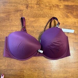 NWT Victoria’s Secret Love Cloud push up bra Women's Purple size 42DDD